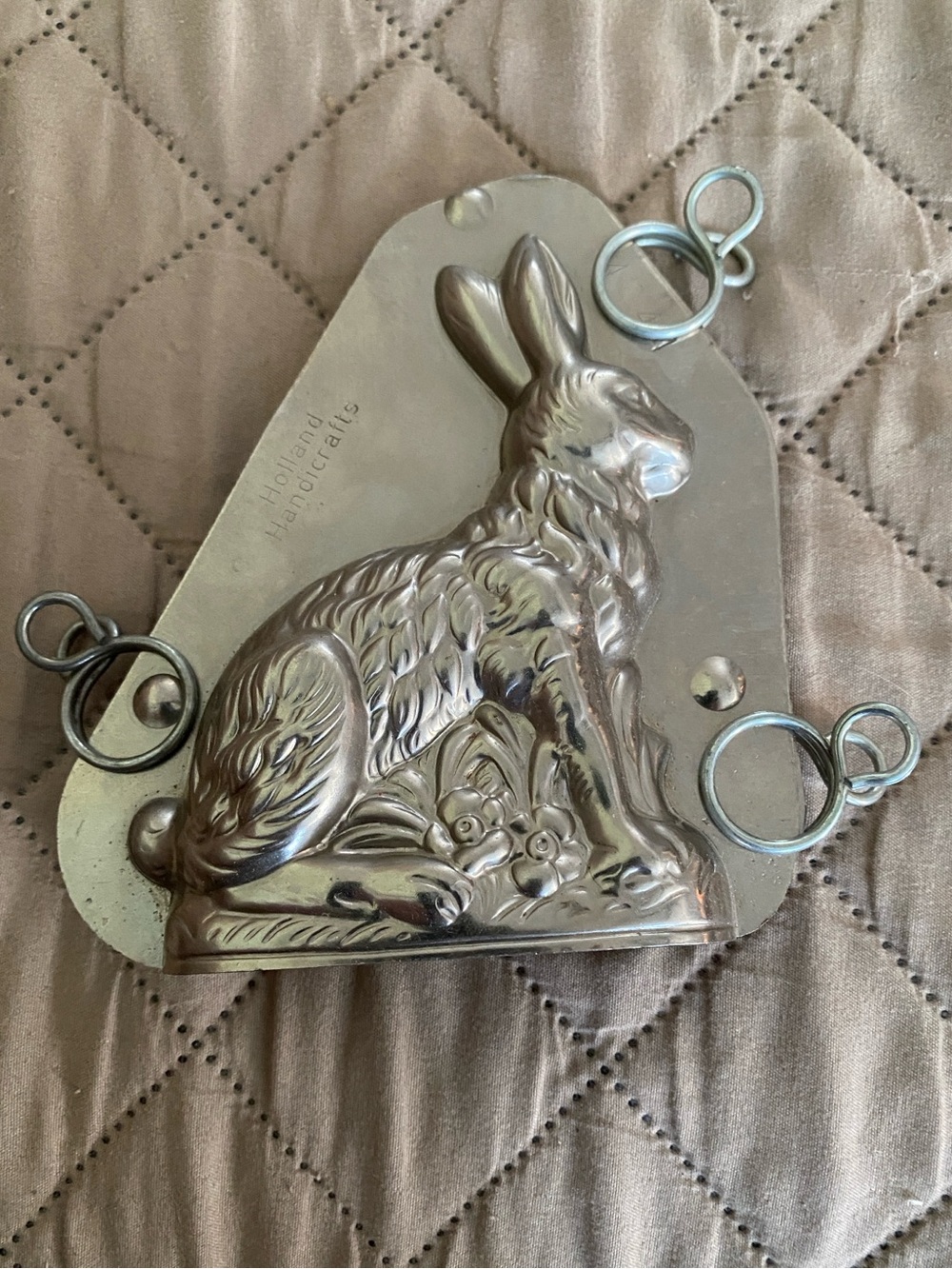 Vintage Holland Handicrafts Rabbit 4044 Bunny Chocolate Mold